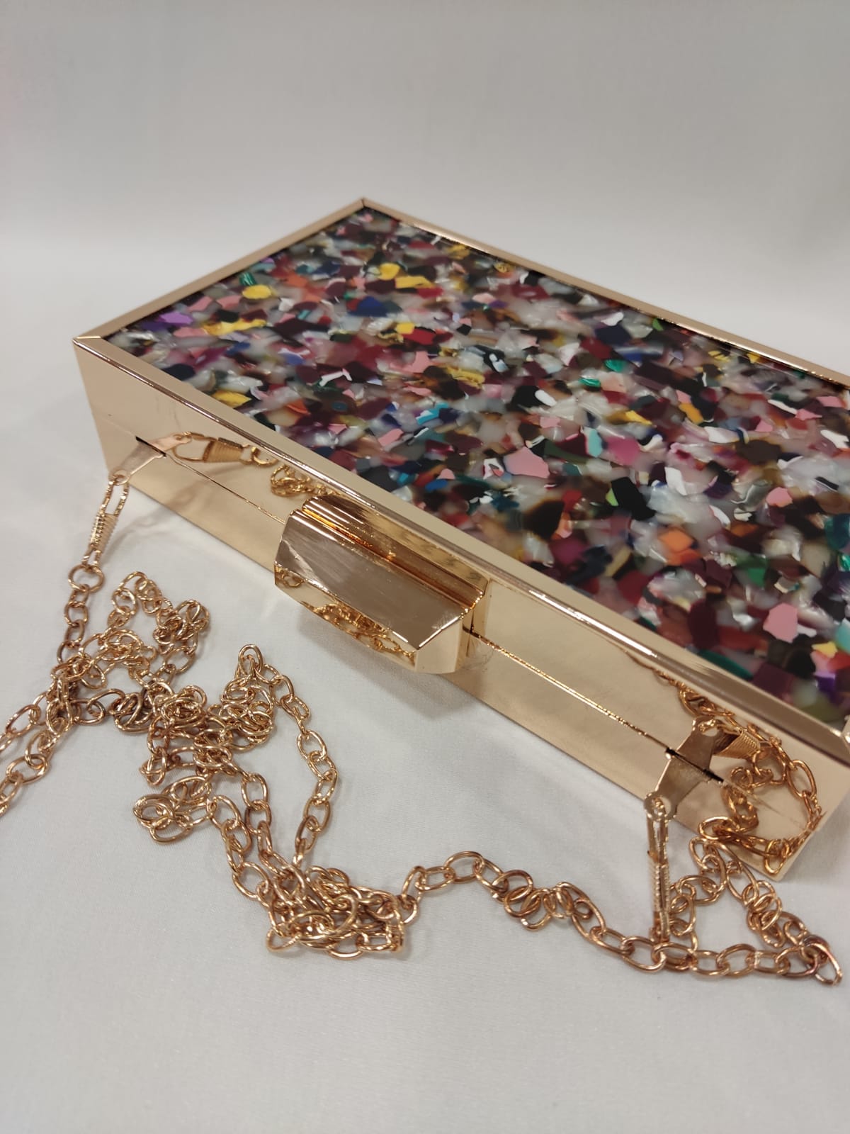 cartera-clutch-tacones-laura-marco-dorado-burdeo-beige-mostaza-hueso-agua-40-802-1