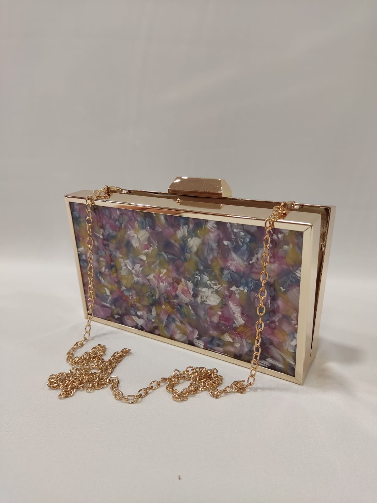 cartera-clutch-tacones-laura-marco-dorado-malva-morado-mostaza-amarillo-40-807-2