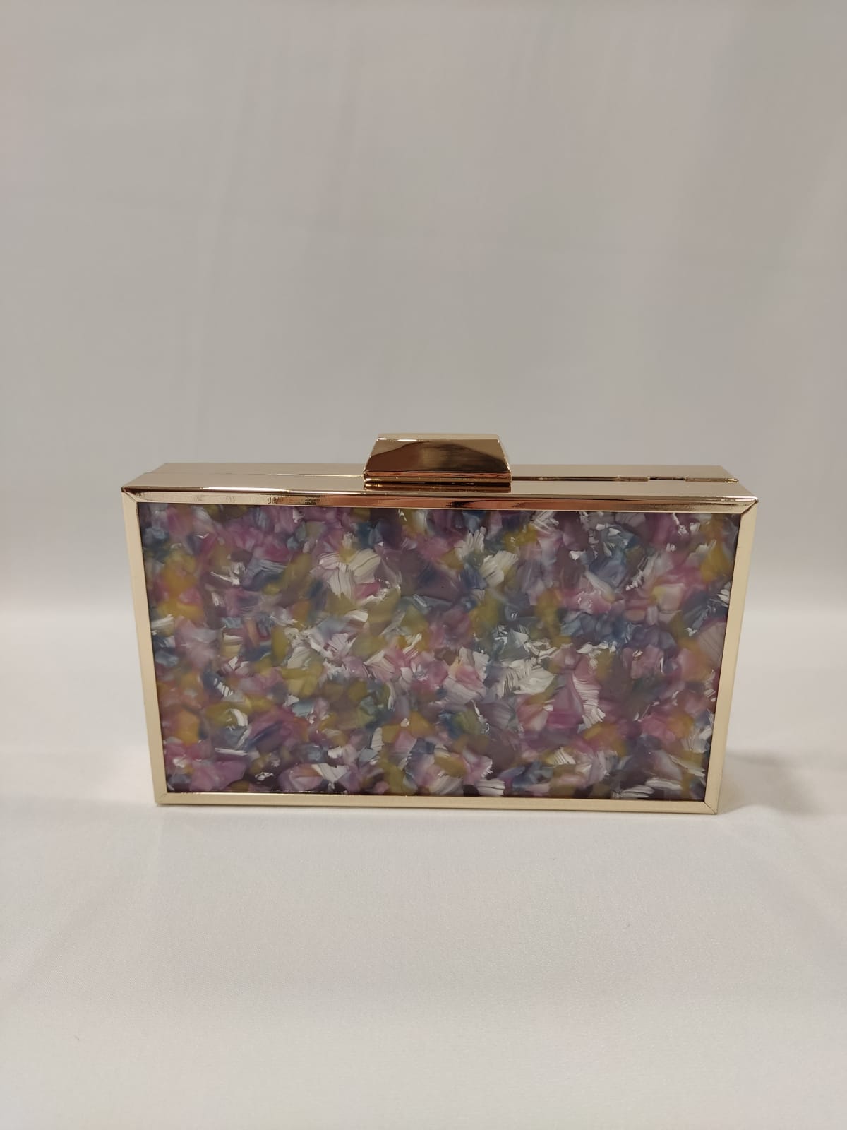 cartera-clutch-tacones-laura-marco-dorado-malva-morado-mostaza-amarillo-40-807-4