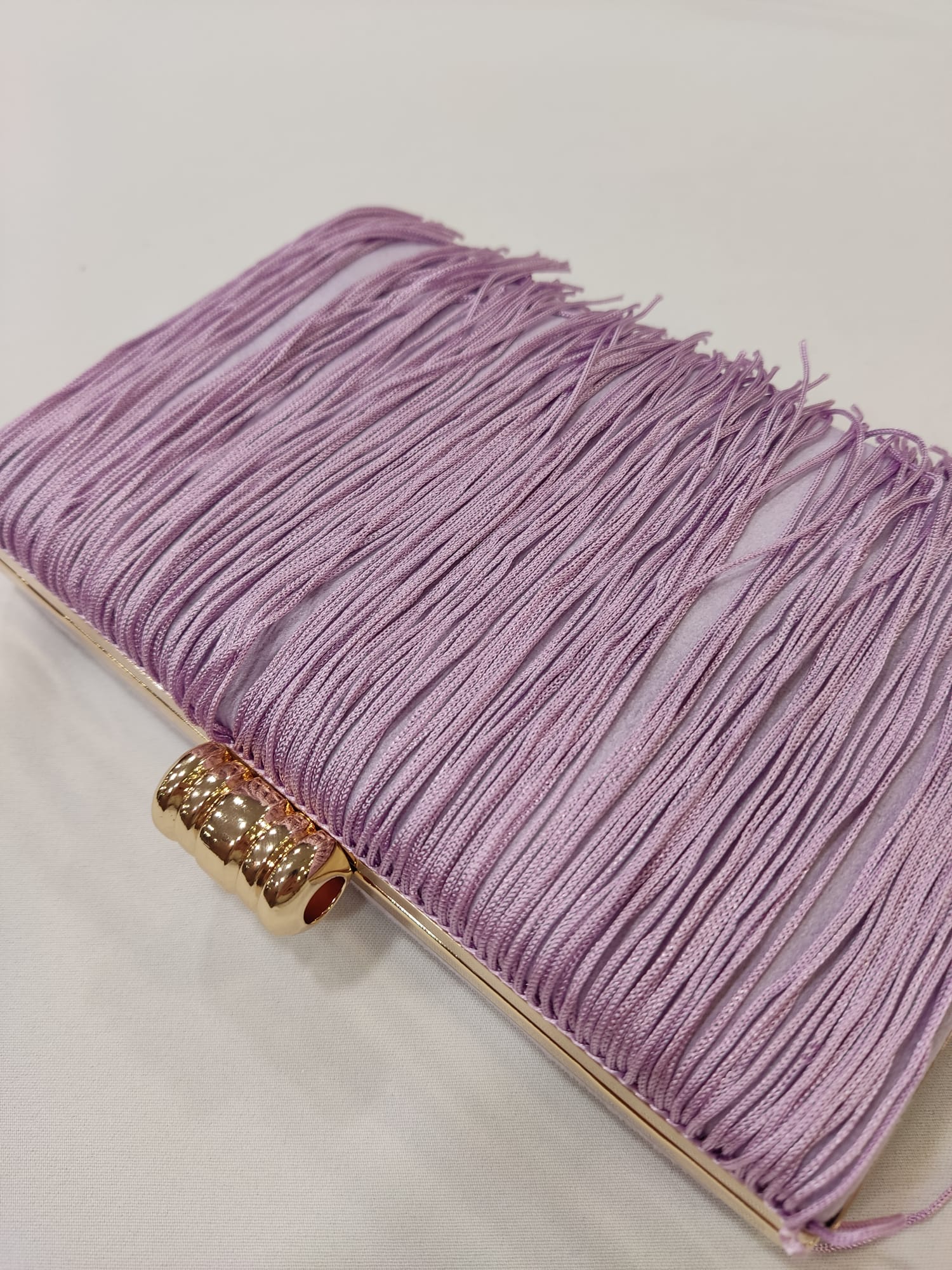 cartera-mano-clutch-flecos-malva-lila-tacones-laura-mod-19-150-4