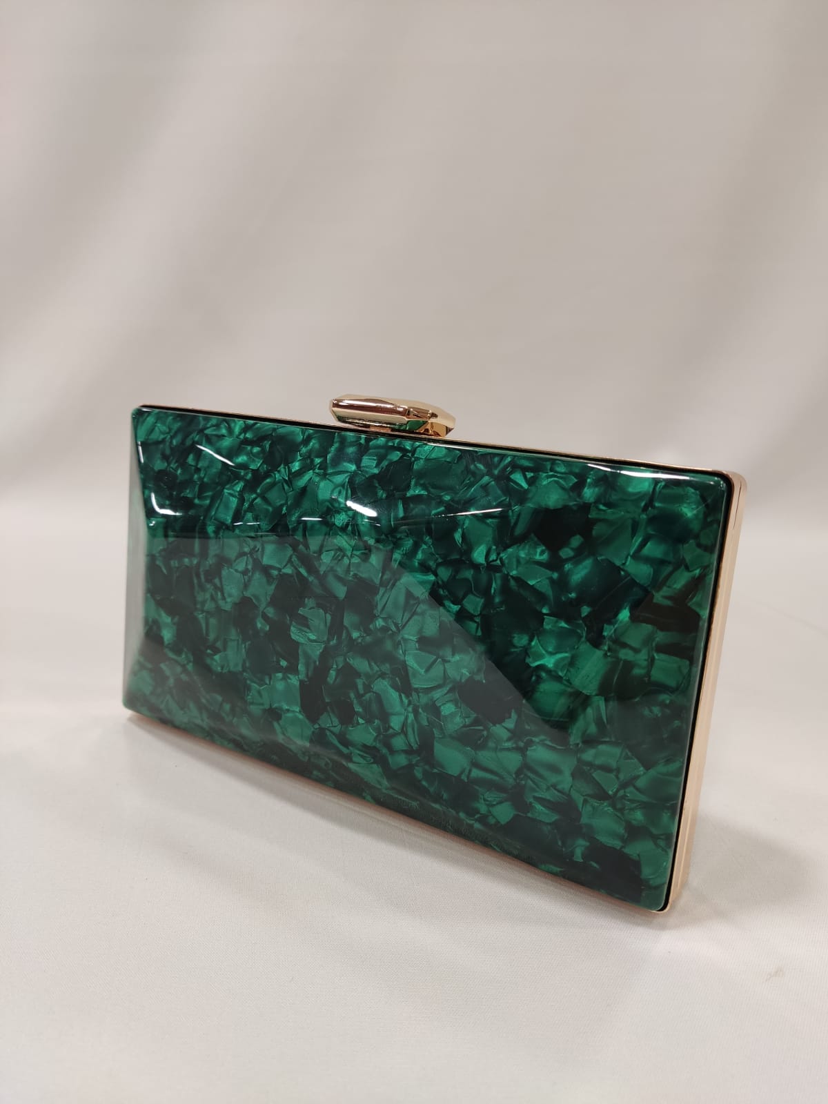 cartera-mano-clutch-tacones-laura-anacarada-verde-mod-10-375-1