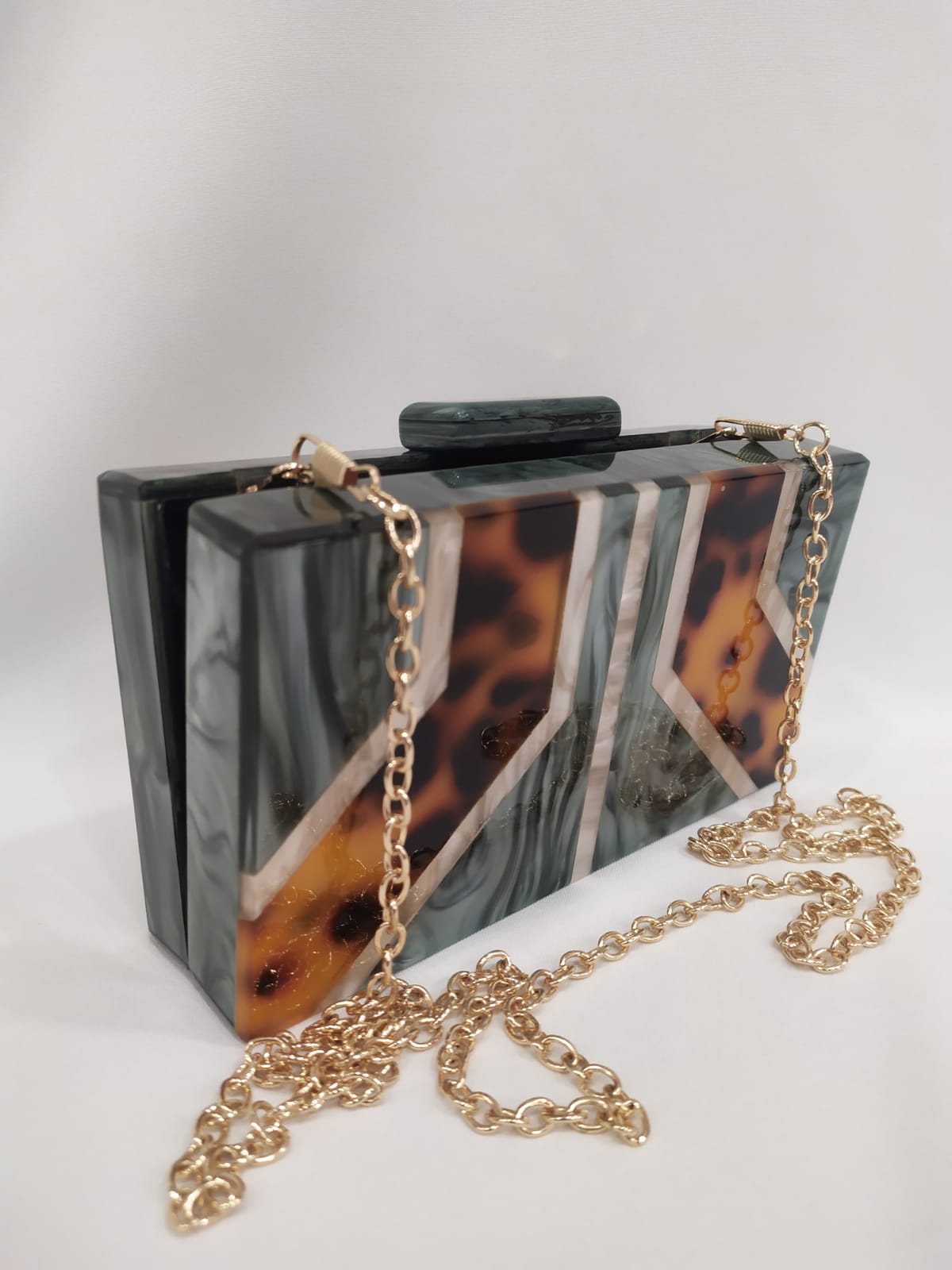 cartera-mano-clutch-tacones-laura-verde-linea-l-20-04-3