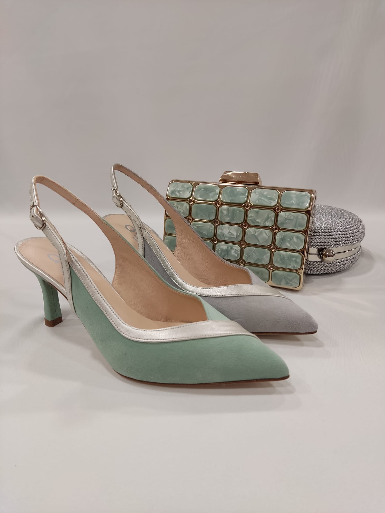 genova-dibia-tacones-laura-ante-verde-gris-ceniza-rosa-1