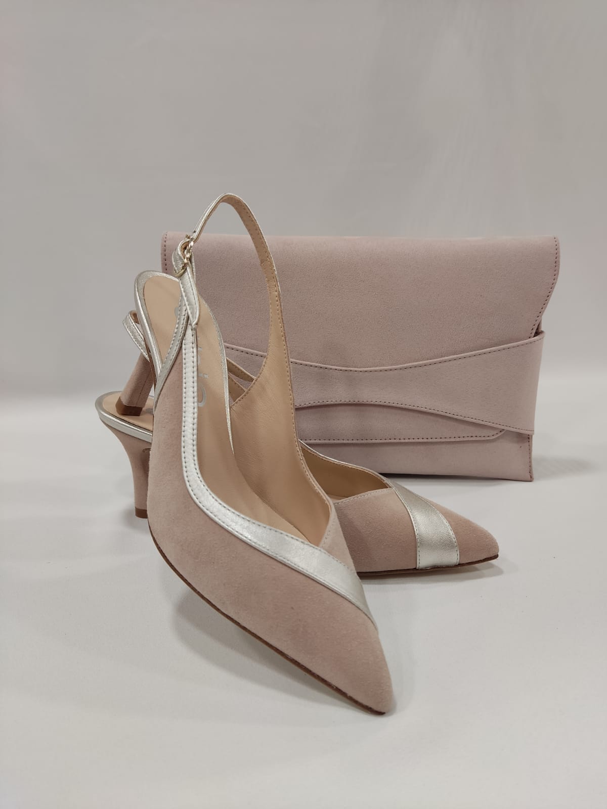 genova-dibia-tacones-laura-ante-verde-gris-ceniza-rosa-4