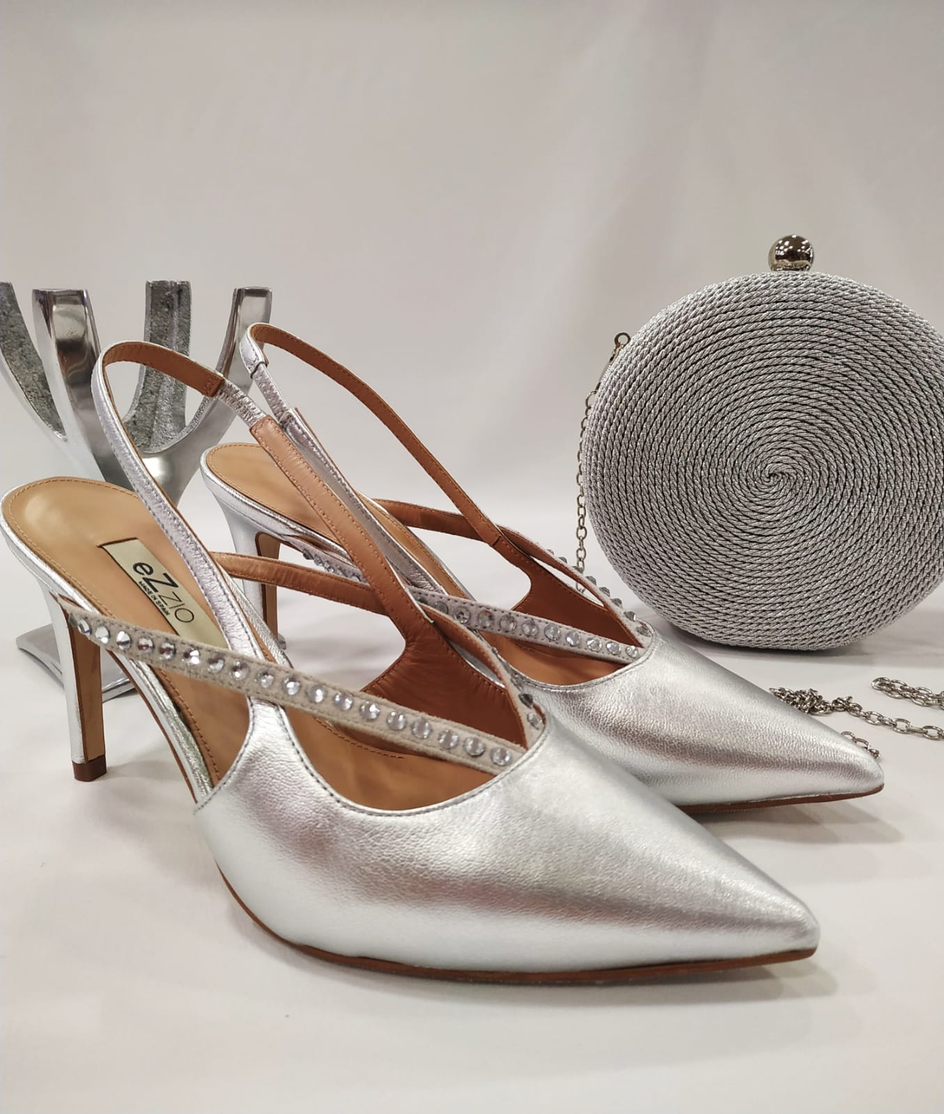 manila-cartera-clutch-plata-redonda