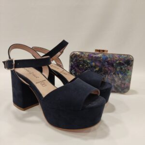sandalia-inari-tacones-laura-azul-marino-1