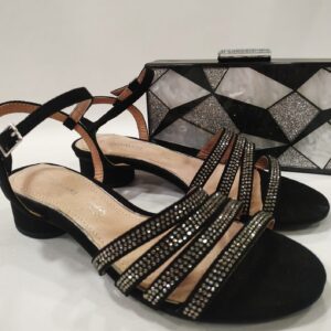 sandalia-plana-vega-mariamare-lostaconesdelaura-negro-1