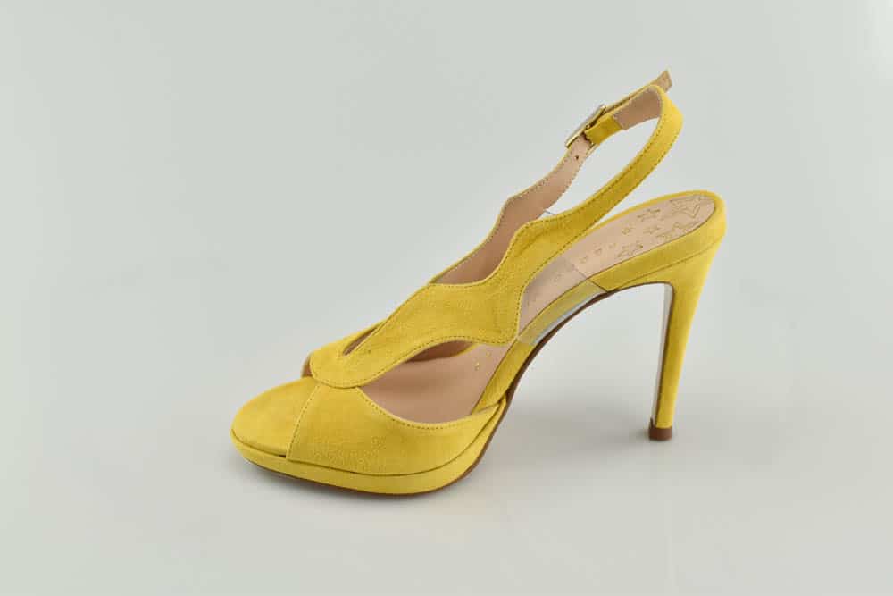 sandalia-tacon-zoe-pedro-miralles-mostaza-4