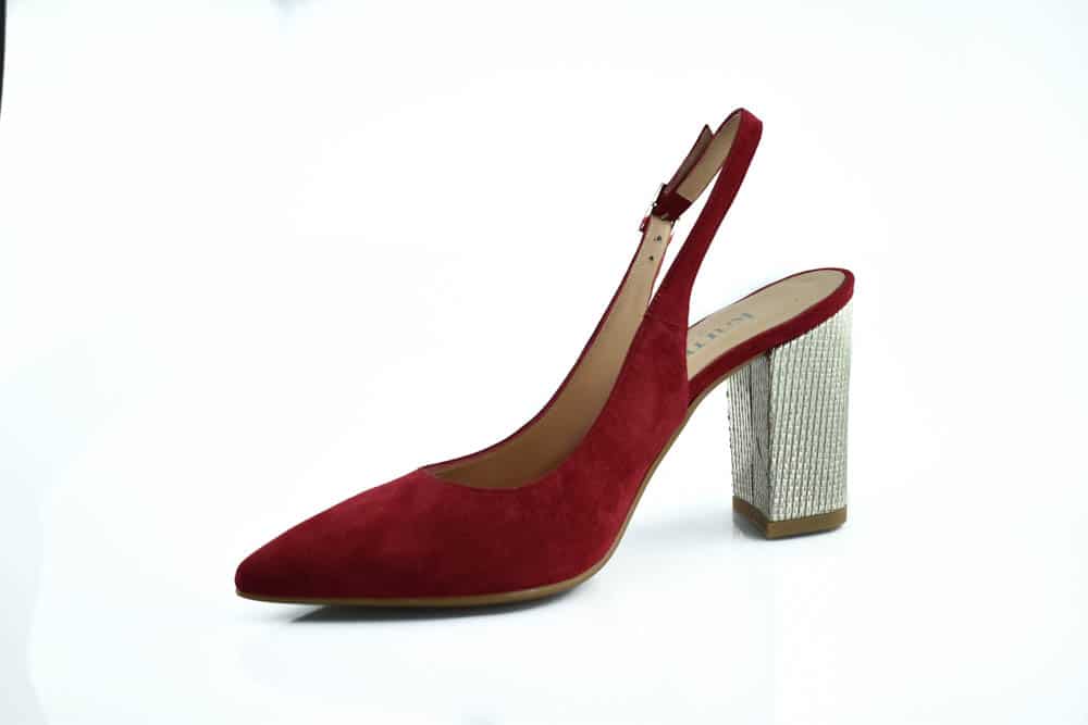 tacon-dorado-karmine-claudia-rojo-1