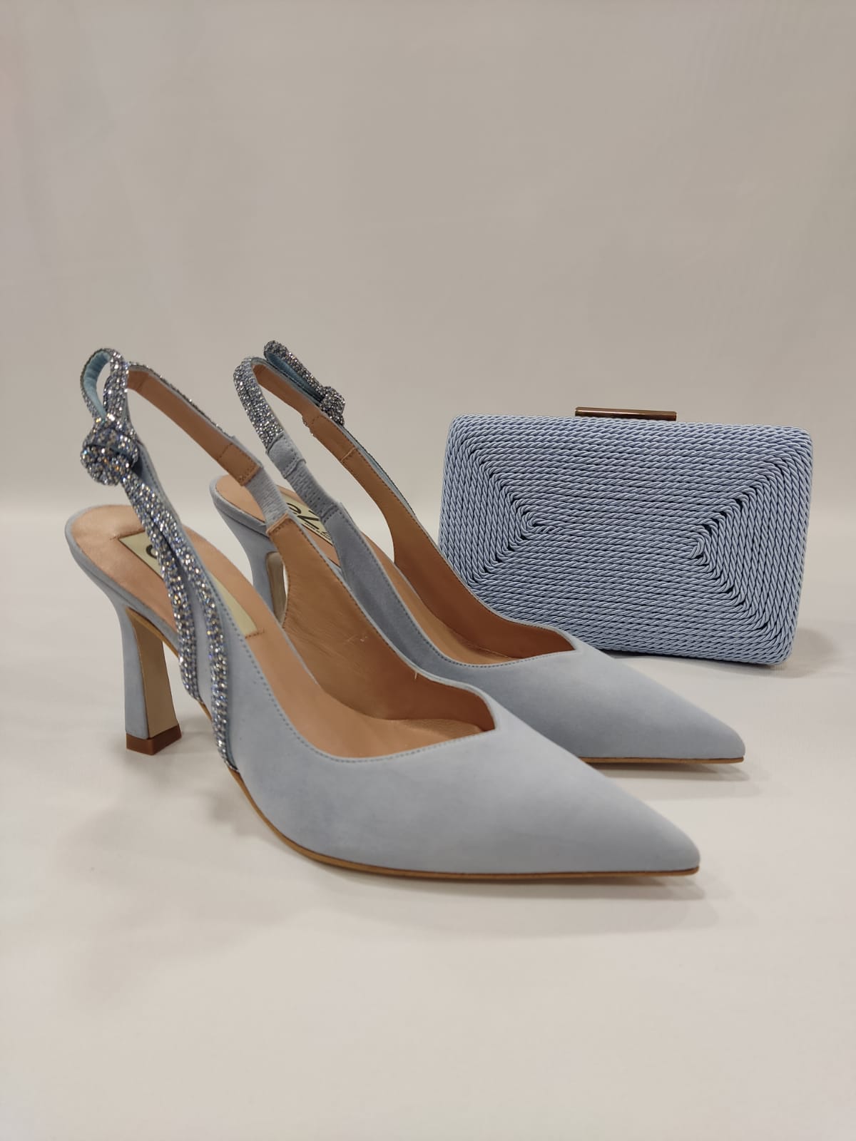 tacones-laura-akron-ezzio-verde-agua-aguamarina-celeste-azul-dorado-oro-nudo-cristales-swarovsky-1