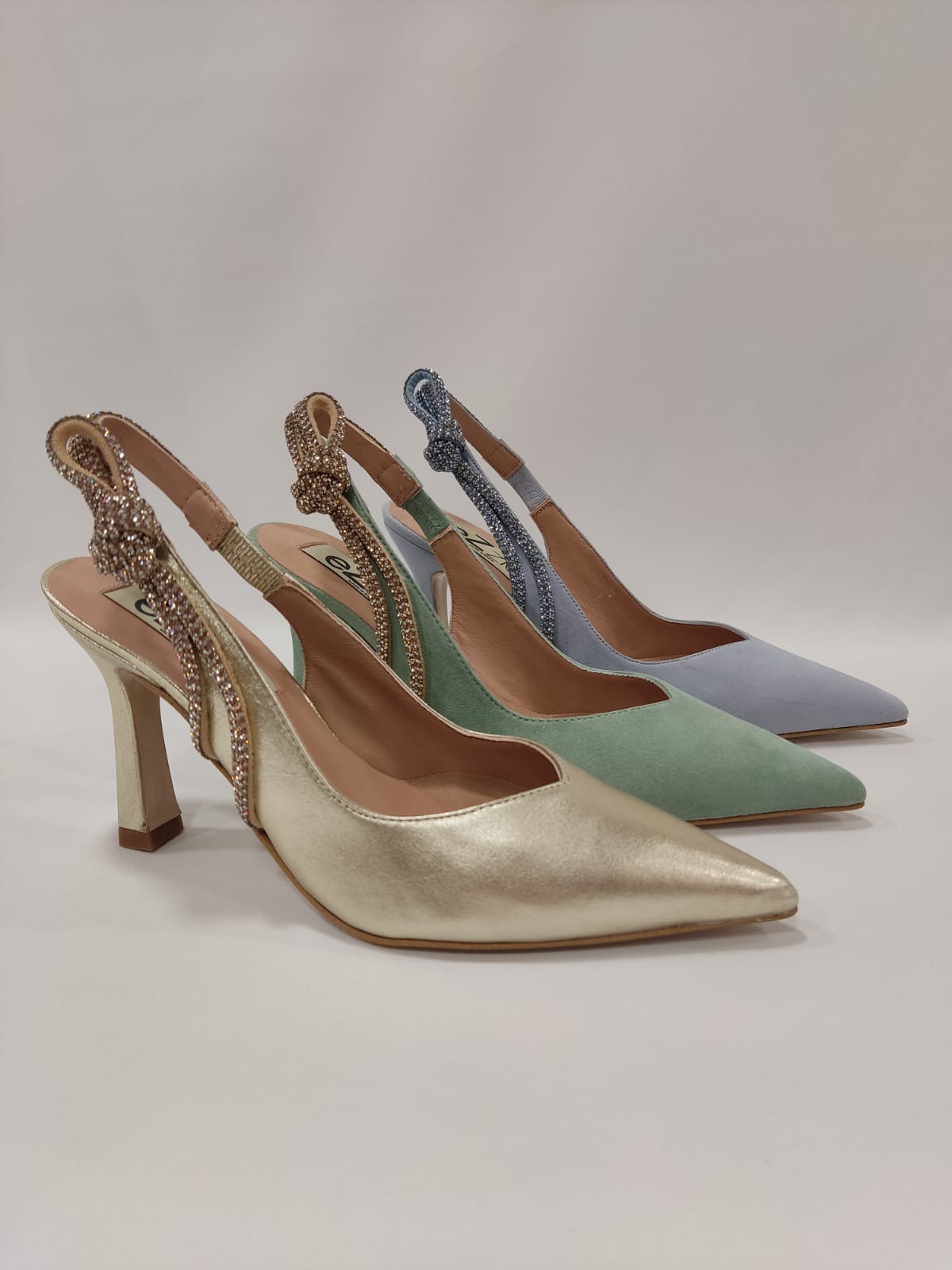 tacones-laura-akron-ezzio-verde-agua-aguamarina-celeste-azul-dorado-oro-nudo-cristales-swarovsky-2