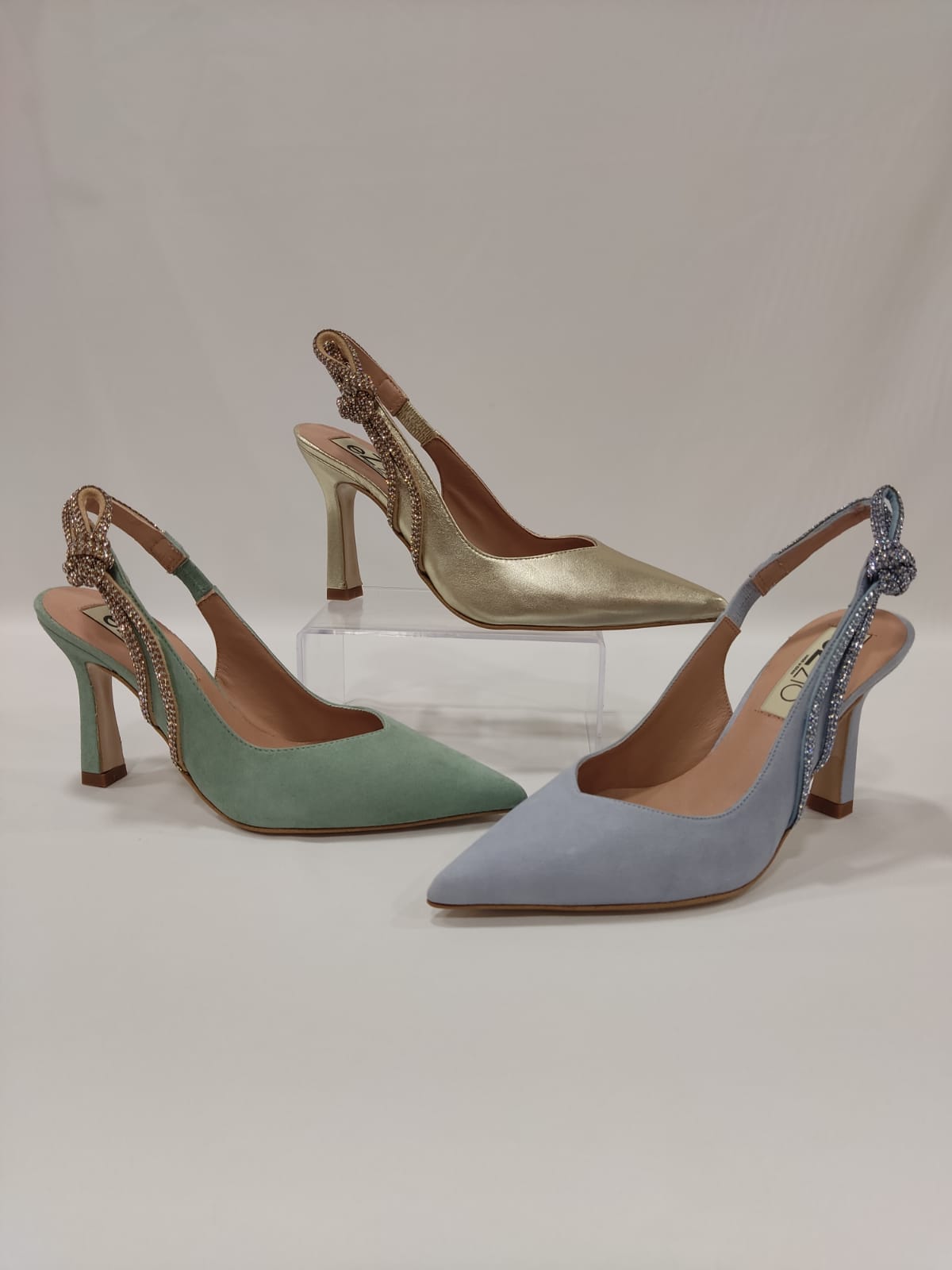 tacones-laura-akron-ezzio-verde-agua-aguamarina-celeste-azul-dorado-oro-nudo-cristales-swarovsky-3