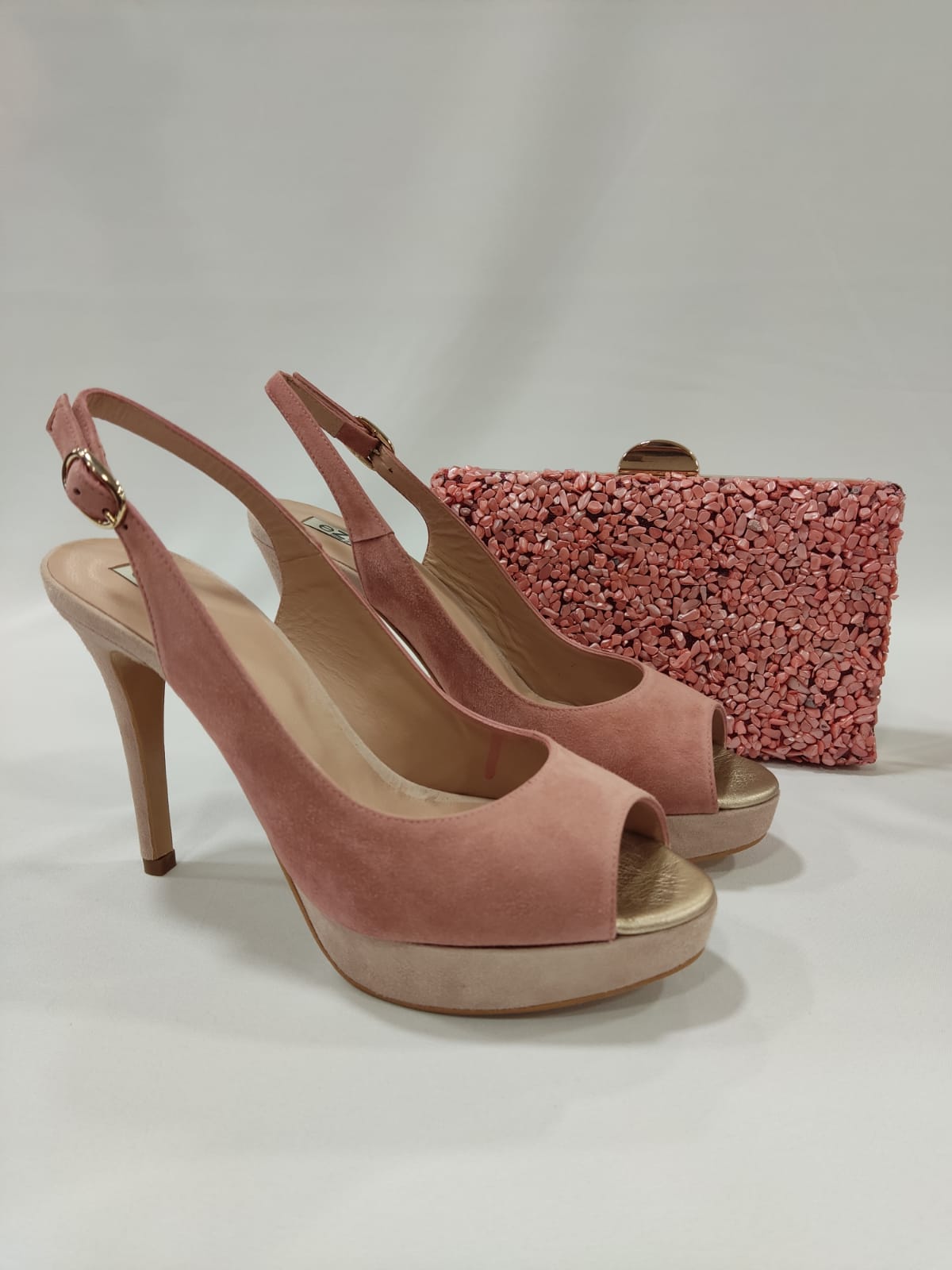 tatiana-ezzio-tacones-laura-sandalias-3