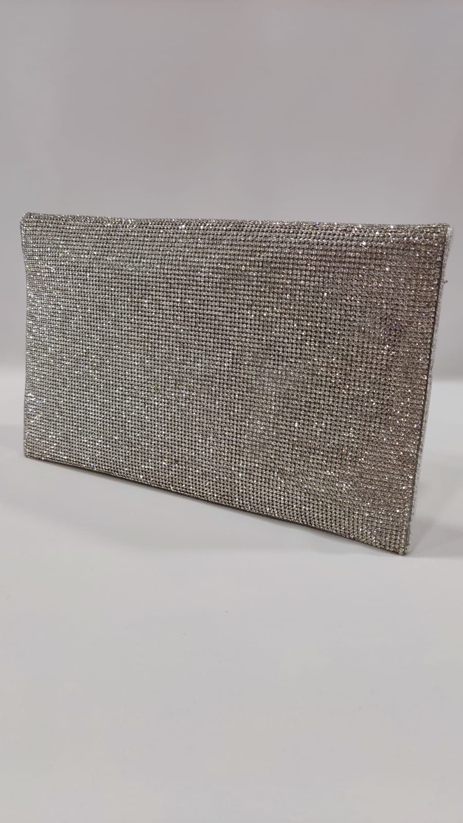 cartera-mano-clutch-sobre-brillo-brilli-tacones-laura-mod-15-24-4