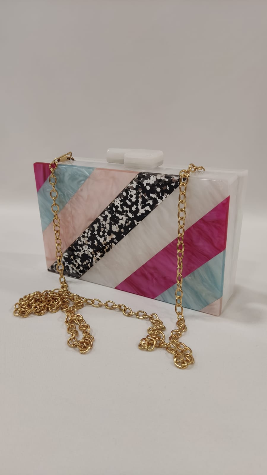 cartera-mano-clutch-anacarado-nacar-tacones-laura-blanco-rosa-mod-41-24-2