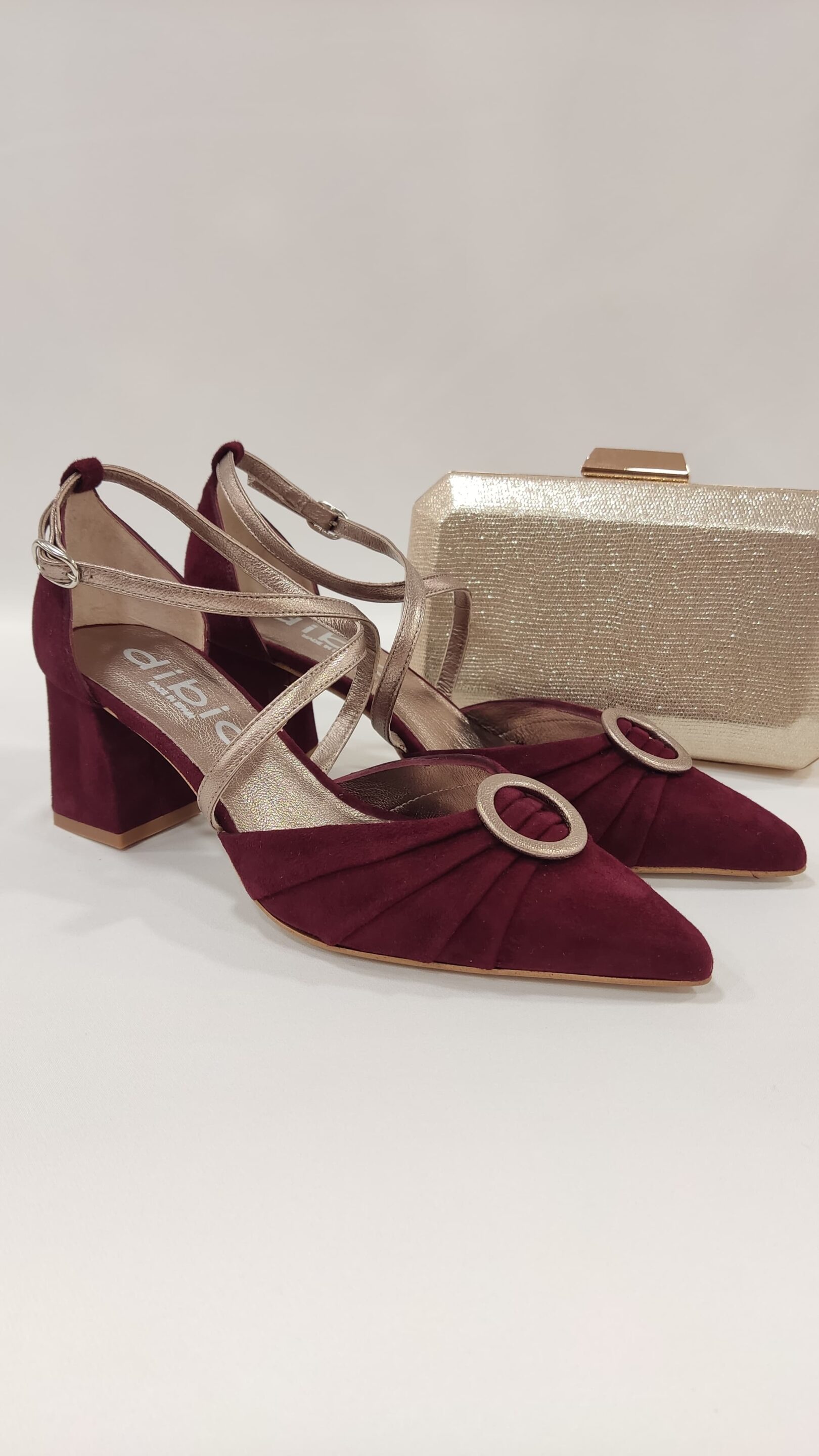 florencia-tacones-laura-aro-ante-dibia-4