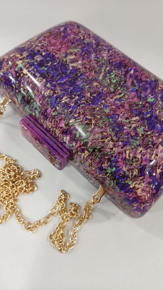 cartera-clutch-anacarada-redondeada-tacones-laura-mod-40-430-3