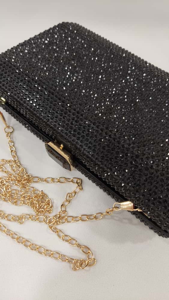 artera-mano-clutch-tacones-laura-piedrecitas-brillantes-mod15-35-11