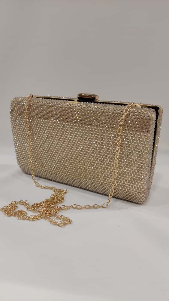 artera-mano-clutch-tacones-laura-piedrecitas-brillantes-mod15-35-3