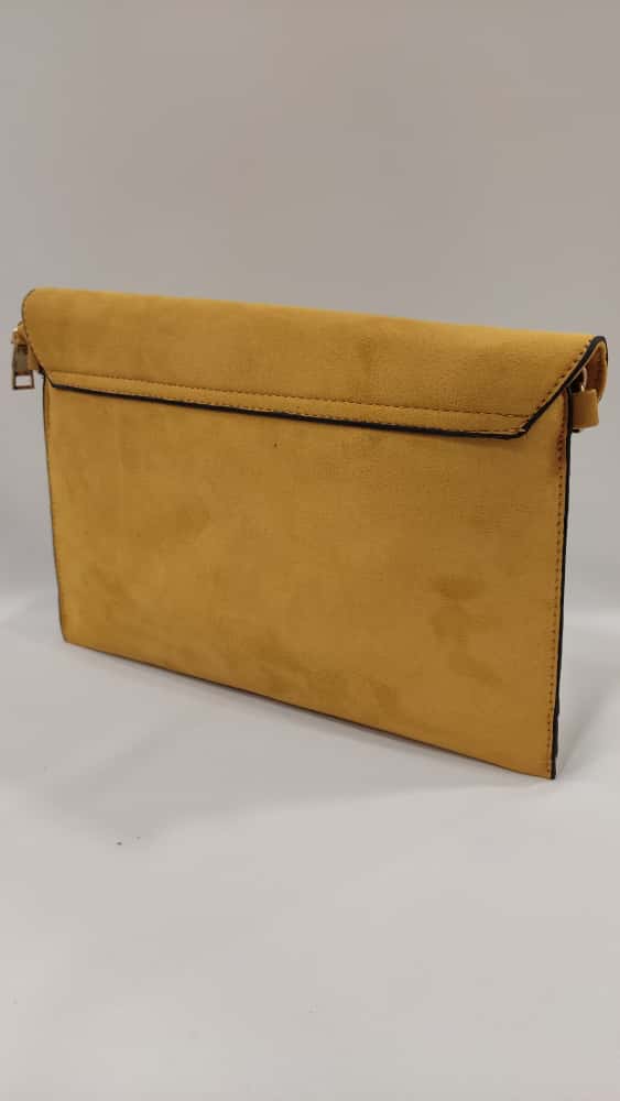 cartera-sobre-plano-tacones-laura-mod-48-14-14