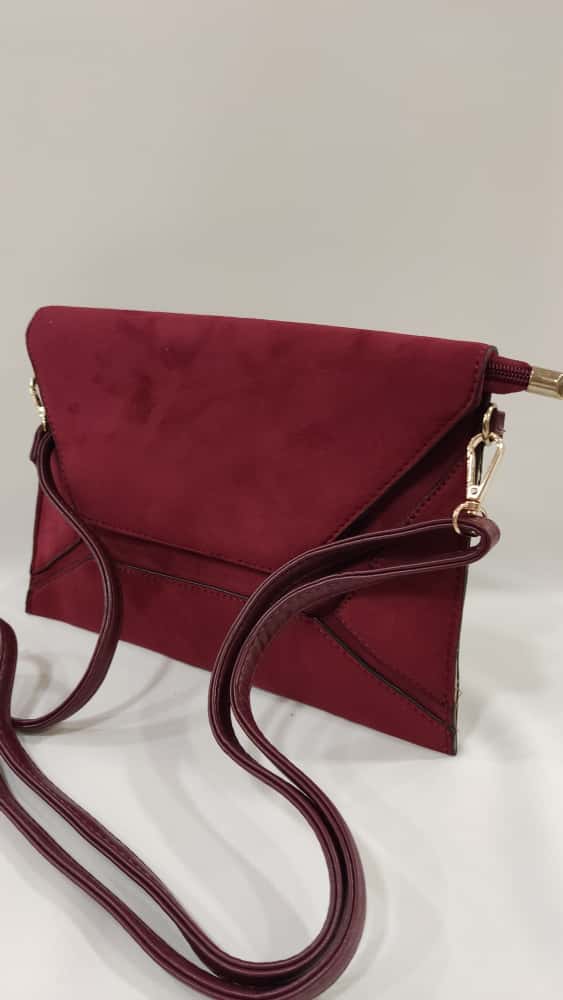 cartera-sobre-plano-tacones-laura-mod-48-14-17